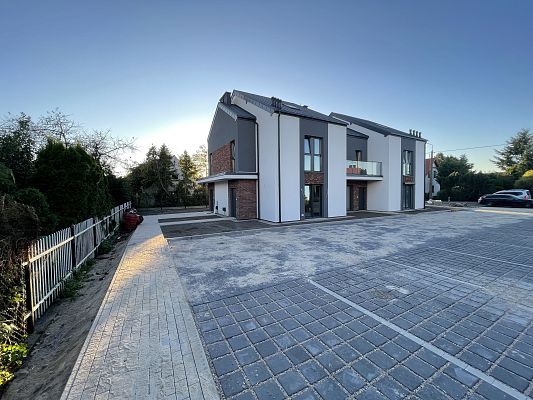 Pierwsza część inwestycji Topolowa 43 ukończona